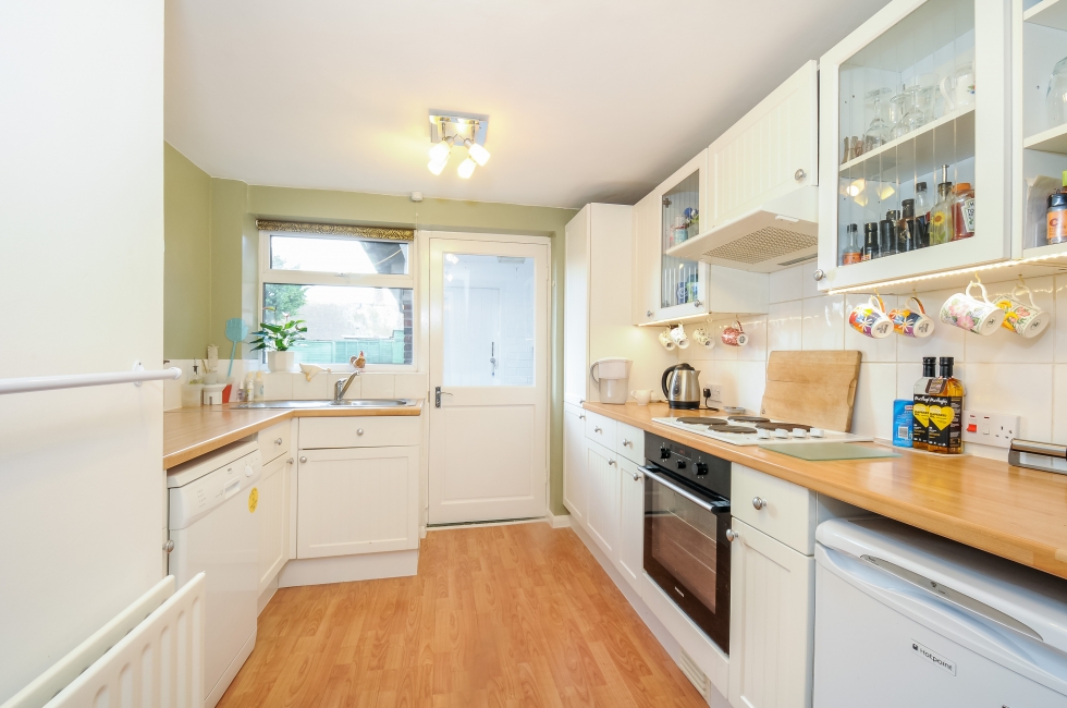 Property for Sale, Birdham 85 Crooked Lane Baileys Estate Agent